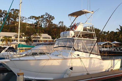 Adventure Fishing Combo Day - Fish, Swim, Whitehaven, Hill Inlet Bush Walking - Accommodation Ballina 1