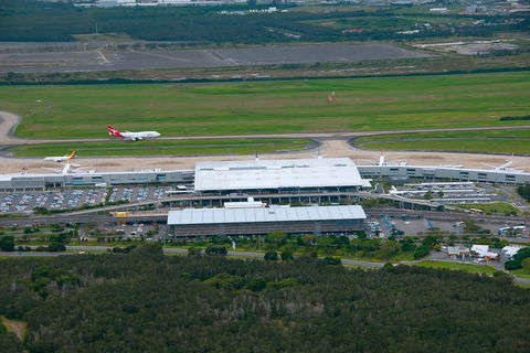 11 Seat Minibus | Brisbane Airport - Sunshine Coast Private Transfer - Accommodation Ballina 2