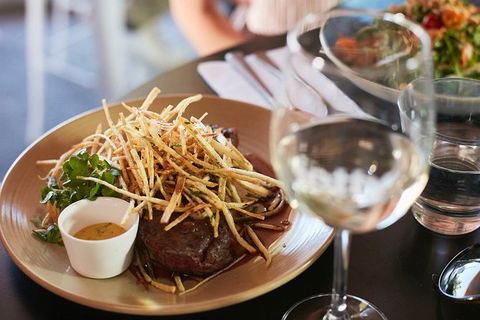 Sunshine Coast Scenic Food, & Wine Trail Inc. Lunch (Min 6 Adults) - Accommodation Ballina 2