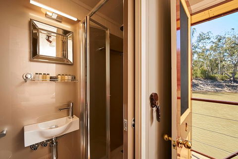 4 Night Upper Murray River Explorer Cruise - PS Emmylou - Accommodation Ballina 5