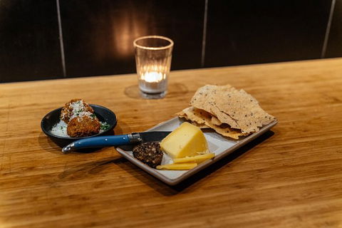 The Flavors Of Perth: Fremantle Wine & Bites Private Tour - Accommodation Ballina 4
