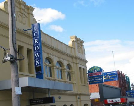 Crown Hotel Lilydale - Accommodation Ballina 0