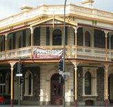 Cathedral Hotel - Accommodation Ballina