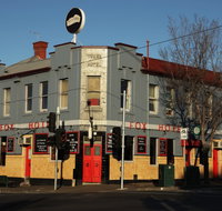 The Fox Hotel - Accommodation Ballina