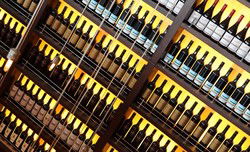 Raffles Hotel Lounge Bar - Accommodation Ballina 1