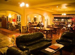 The Bull And Bush Tavern - Accommodation Ballina 2