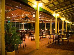 The Bull And Bush Tavern - Accommodation Ballina 3