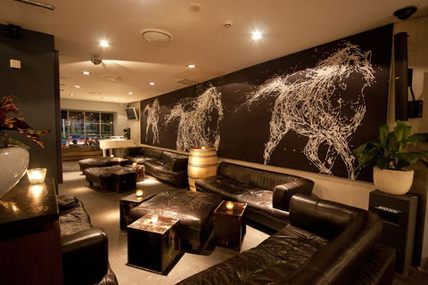 White Horse Hotel - Accommodation Ballina 5