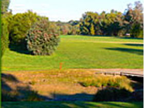 Oakbank Golf Club - Accommodation Ballina 1