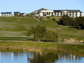 McCracken Country Club Golf Course - Accommodation Ballina 2