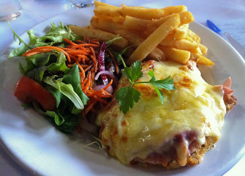 Commercial Hotel Motel - Accommodation Ballina 2