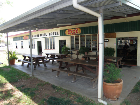 Commercial Hotel Wowan - Accommodation Ballina 1