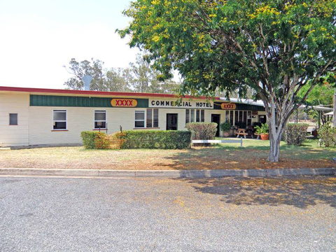 Commercial Hotel Wowan - Accommodation Ballina 2