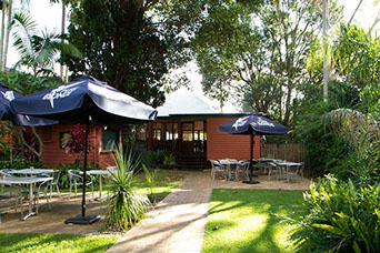 Maleny Hotel - Accommodation Ballina 2