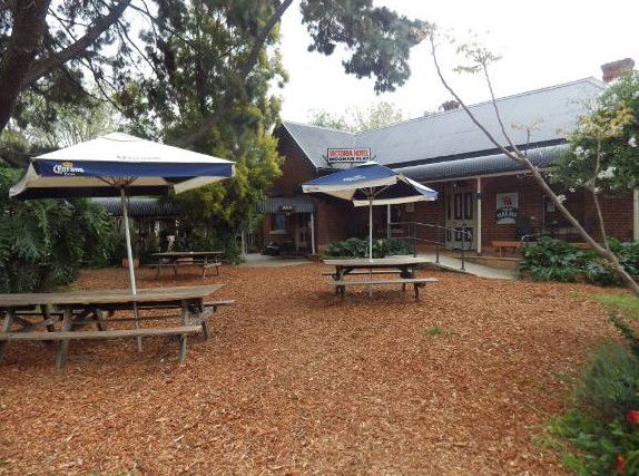 Pubs Moonan Flat NSW Accommodation Ballina