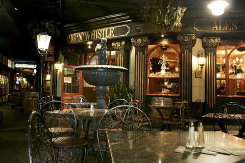 Pig N Whistle British Pub Indooroopilly - Accommodation Ballina 4