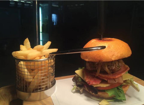 Fingal Bay Cellar Cafe - Accommodation Ballina 3