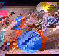 Friends The Musical Parody - Accommodation Ballina