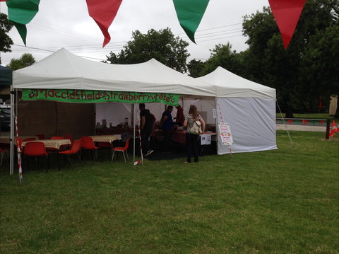 Macclesfield Strawberry Fete - Accommodation Ballina 0