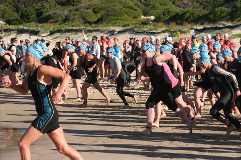 Port Stephens Triathlon Festival - Accommodation Ballina 0
