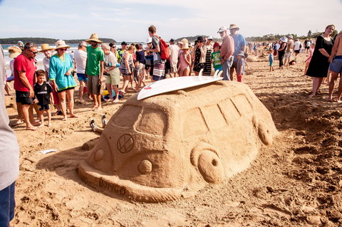 Broulee New Year's Eve Sandcastles And Sculptures - Accommodation Ballina 2