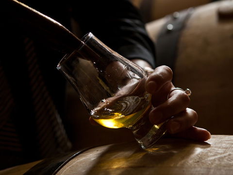 Tasmanian Whisky Week - Accommodation Ballina 0