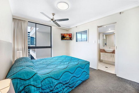 ULTIQA Beach Haven At Broadbeach - Accommodation Ballina 6