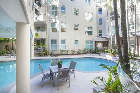 The Emerald Resort Noosa - Accommodation Ballina 2