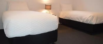 Penguin Seaside Motel - Accommodation Ballina 3