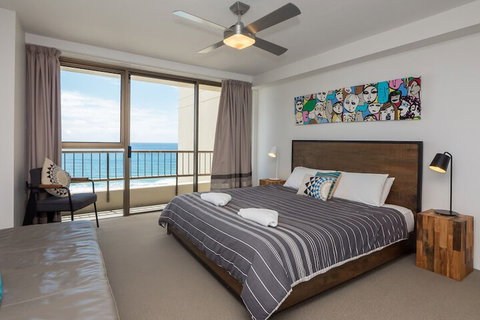 Norfolk Luxury Beachfront Apartments - Accommodation Ballina 5