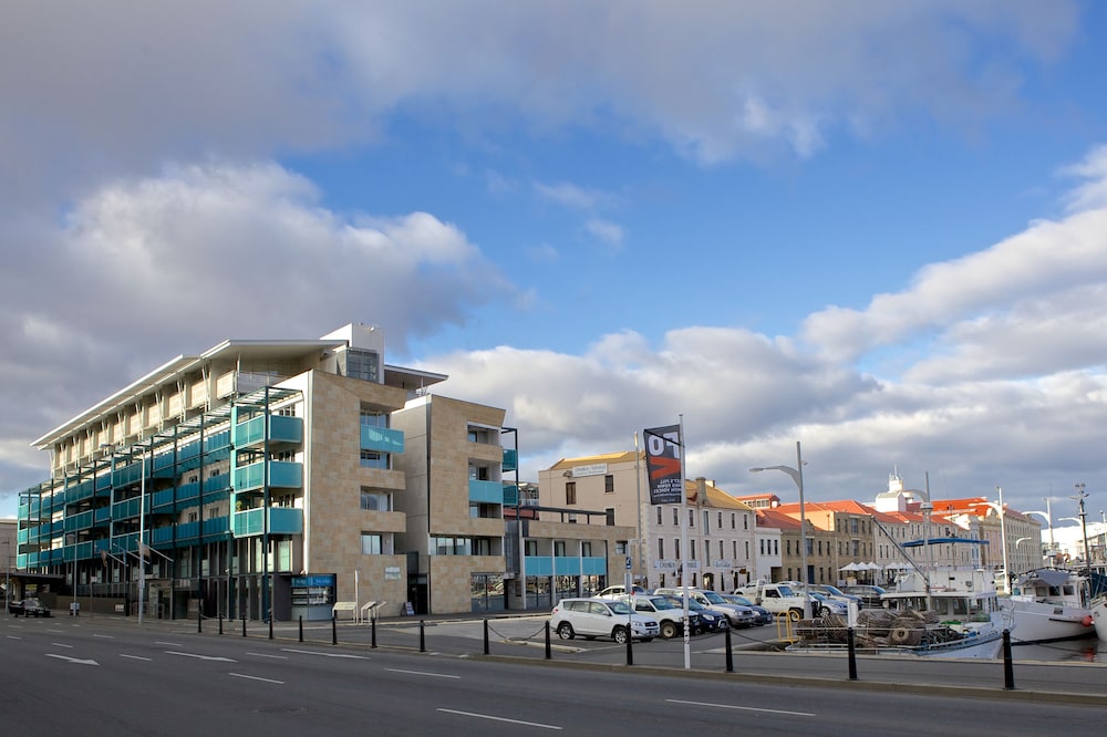 Unknown ACT Accommodation Ballina
