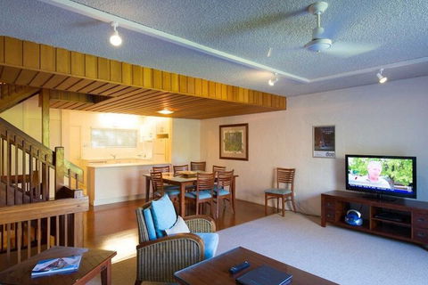 Palm Court Noosa - Accommodation Ballina 7