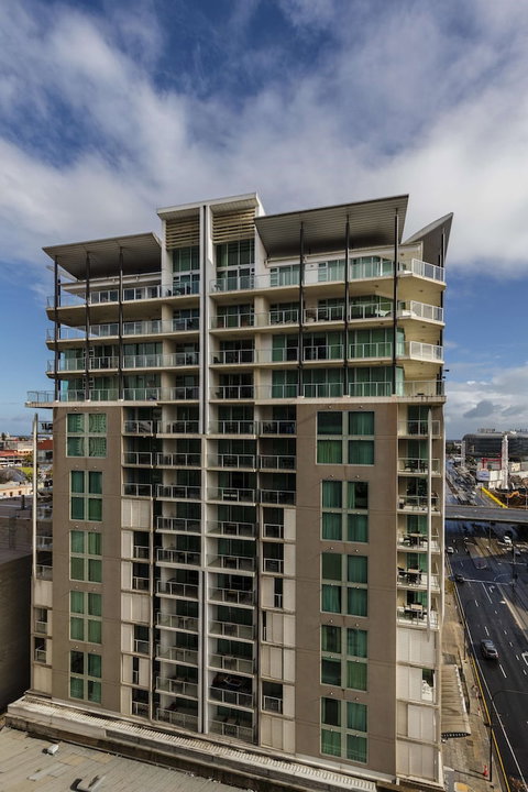 Oaks Adelaide Horizons Suites - Accommodation Ballina 3