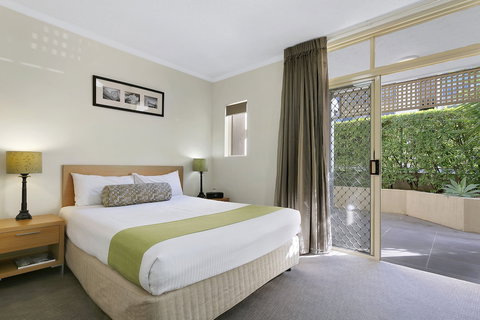 Quest On Story Bridge - Accommodation Ballina 6