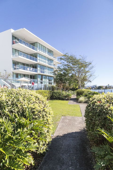 ULTIQA Freshwater Point Resort - Accommodation Ballina 5
