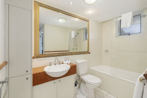 Burleigh Mediterranean Resort - Accommodation Ballina 1