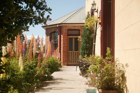 Blakes Manor Self Contained Heritage Accommodation - Accommodation Ballina 1