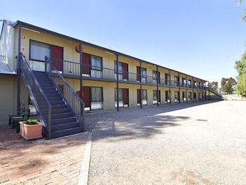 Wentworth Central Motor Inn - Accommodation Ballina 0