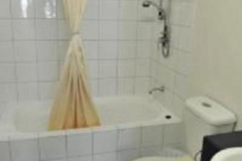 Inner City Cardona Court Apartment - Accommodation Ballina 5