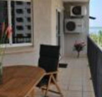 Inner city Cardona Court apartment - Accommodation Ballina