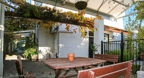 Aarn House B & B Airport Accommodation - Accommodation Ballina 6