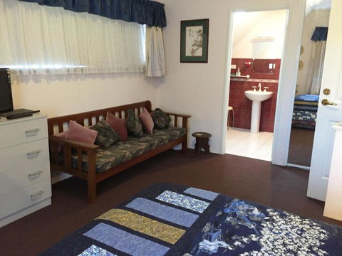 Aarn House B & B Airport Accommodation - Accommodation Ballina 1