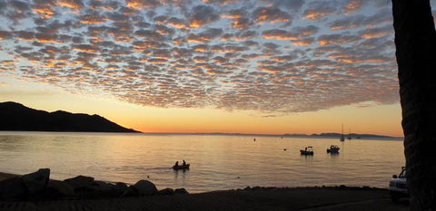 A City Retreat 2BR Apartment Reid Park Townsville - Accommodation Ballina 1