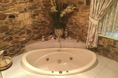 The Olde Devonshire House - Accommodation Ballina 4