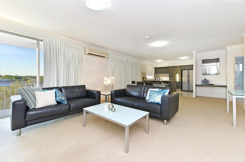 On The Bay Apartments - Accommodation Ballina 1