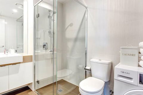 MJ Shortstay Southbank Grande Apartments - Accommodation Ballina 2