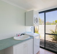 Seahaven Villas by Rockingham Apartments - Accommodation Ballina