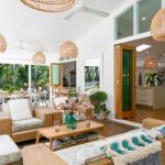 Pineapple Petes Beach House - Accommodation Ballina 0