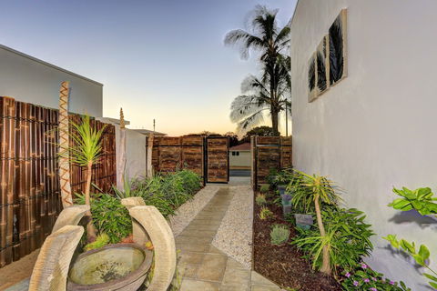 ZEN Beach Retreat - Accommodation Ballina 0