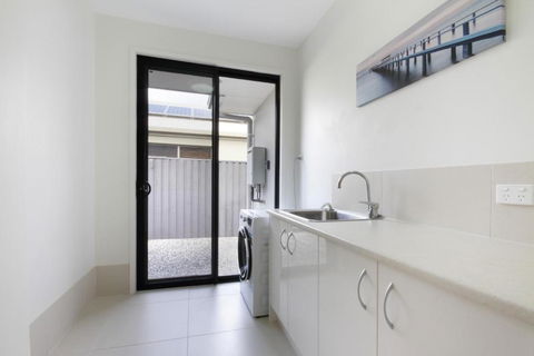 Grand Parade - Accommodation Ballina 5